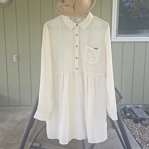 Volcom Space Case Lace Dress - Picture 4 of 11